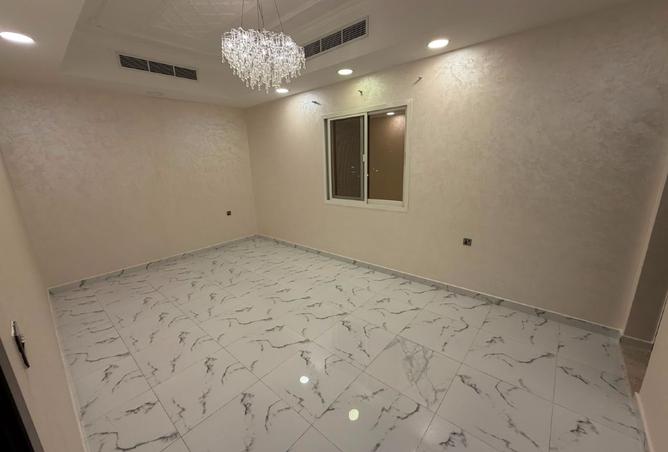 116799996 - Property Image 3