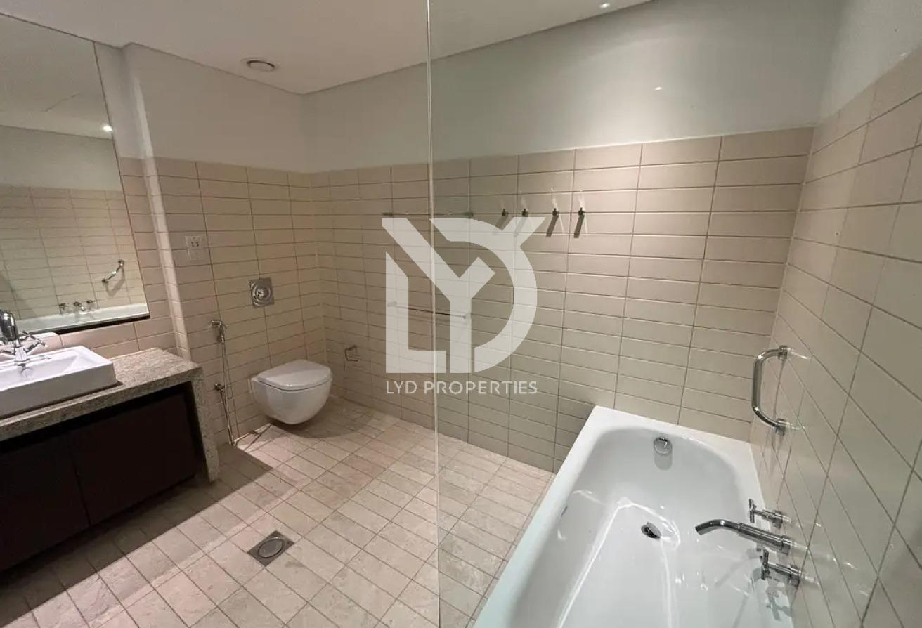 Spacious 2BR | SZR | Near Trade Centre Metro photo 11