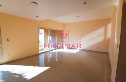 Townhouse - 3 - 4 for rent in Yasmin Community - Al Raha Gardens - Abu Dhabi