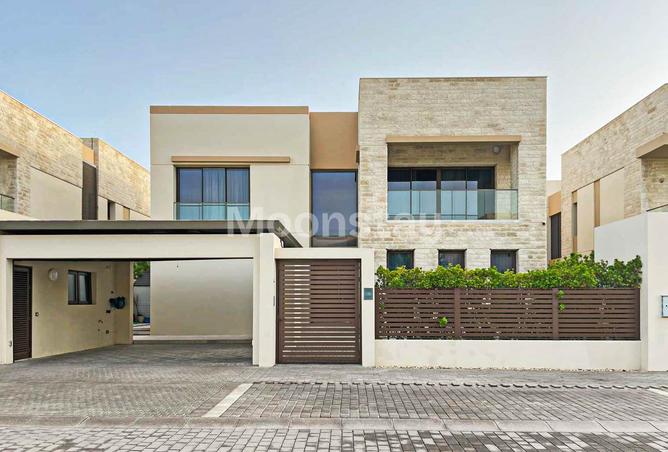 90912185 - Property Main Image