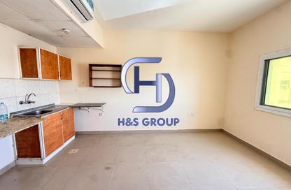 Apartment - Studio - 1 Bathroom for rent in Muwaileh 3 Building - Muwaileh - Sharjah