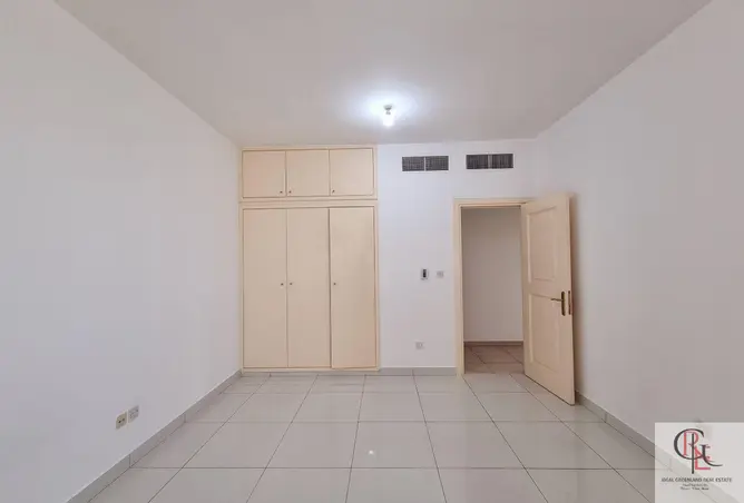 152821886 - Property Image 2