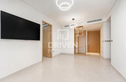 Apartment - 3 - 4 for sale in Vida Dubai Mall Tower 2 - Vida Residences Dubai Mall - Downtown Dubai - Dubai
