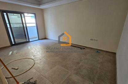 Apartment - 2 Bedrooms - 2 Bathrooms for rent in Qasimia 10 building - Al Mahatta - Al Qasimia - Sharjah Apartment - 2 Bedrooms - 2 Bathrooms for rent in Qasimia 10 building - Al Mahatta - Al Qasimia - Sharjah