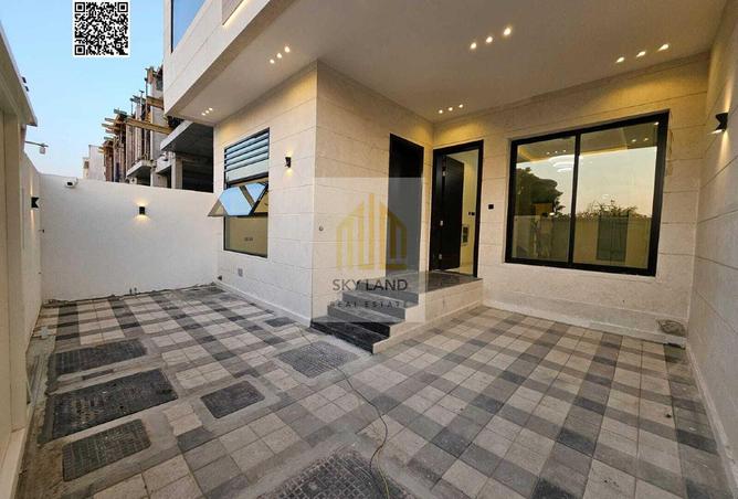 74234127 - Property Image 2