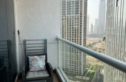 Apartment - 1 Bathroom for rent in Burj Al Nujoom - Downtown Dubai - Dubai