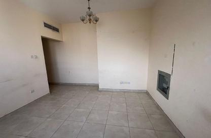 Apartment - 1 Bedroom - 2 Bathrooms for rent in Al Qulaya'ah - Al Sharq - Sharjah