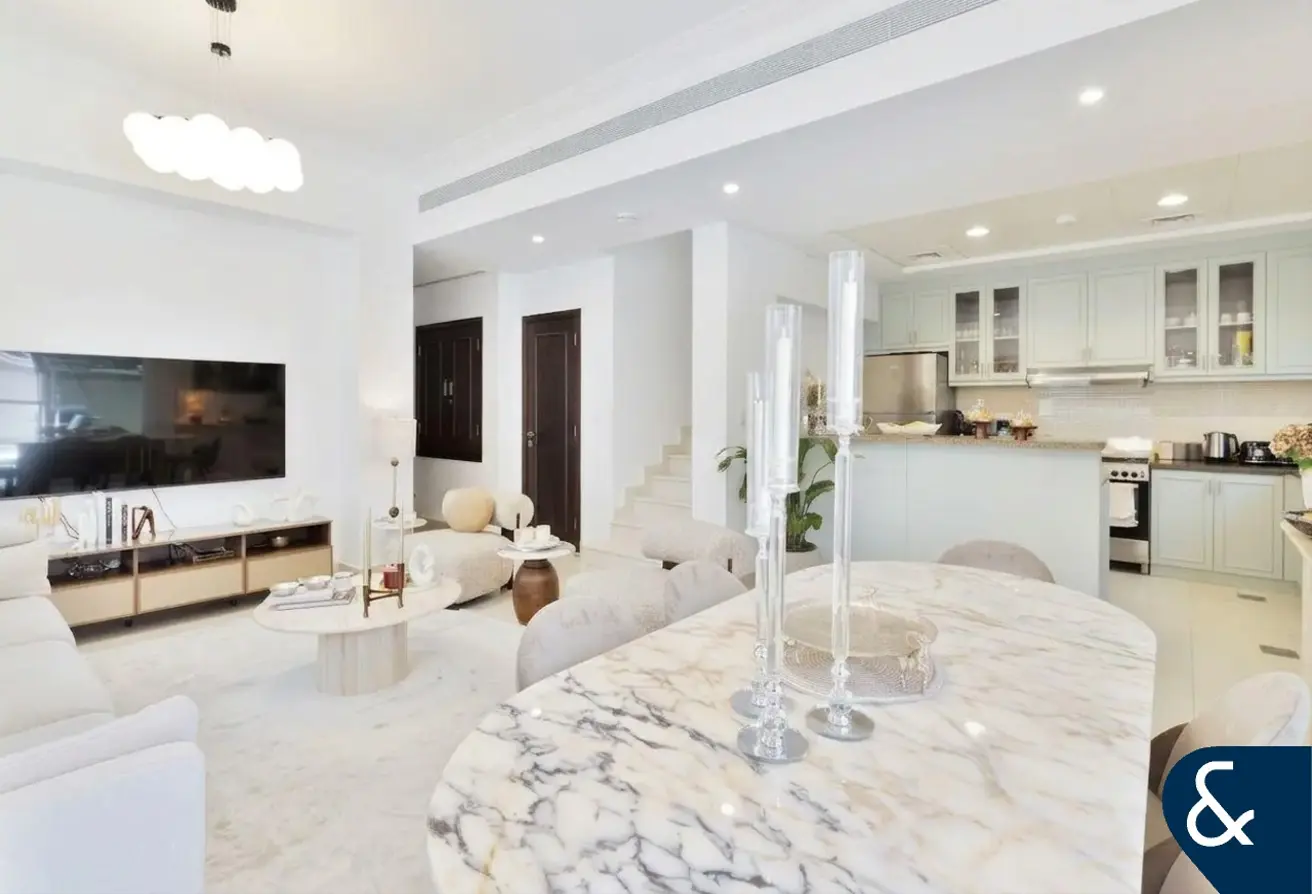 157811112 - Property Main Image