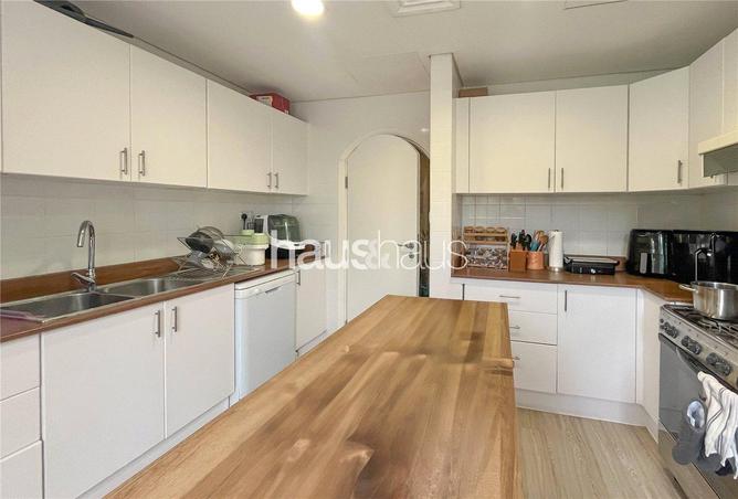 71918427 - Property Image 2