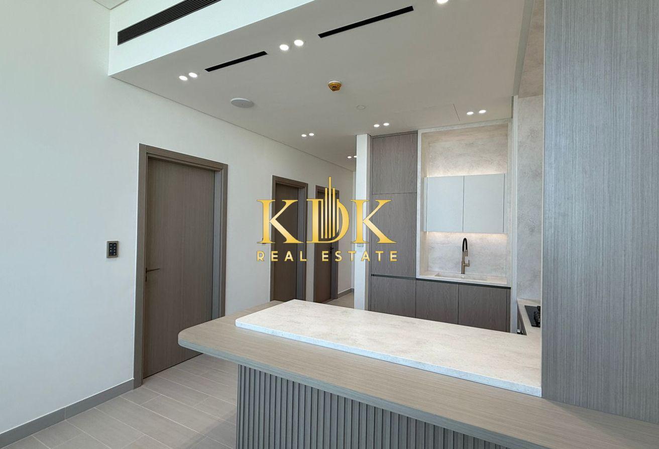 High-Floor 1BR | Laundry Room | Park View photo 13