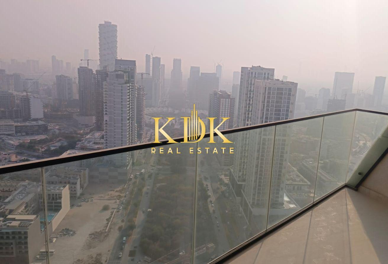 High-Floor 1BR | Laundry Room | Park View photo 9