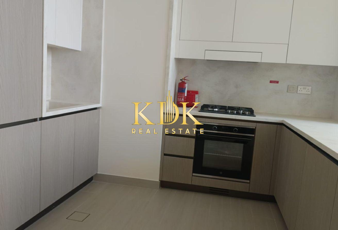 High-Floor 1BR | Laundry Room | Park View photo 14