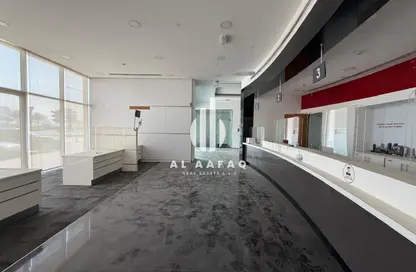 Show Room - Studio - 2 Bathrooms for rent in Al Majaz 3 - Al Majaz - Sharjah
