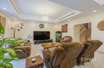 Townhouse - 3 - 3 for sale in Dubai Style - North Village - Al Furjan - Dubai Townhouse - 3 - 3 for sale in Dubai Style - North Village - Al Furjan - Dubai