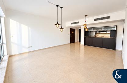 Apartment - 1 - 1 for rent in Al Majara 1 - Al Majara Towers - Dubai Marina - Dubai