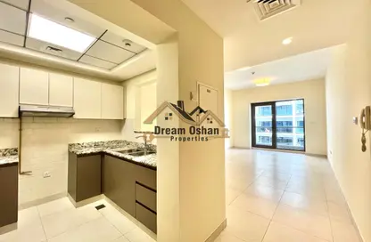 شقة - غرفة نوم - 2 حمامات للايجار في حديقة الوليد 1 - حديقة الوليد - الجداف - دبي