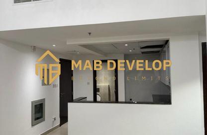 Apartment - 2 - 2 for sale in Dana Tower - District 12 - Jumeirah Village Circle - Dubai