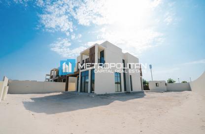 Villa - 4 Bedrooms - 5 Bathrooms for sale in Seef Al Jubail - Al Jubail Island - Abu Dhabi