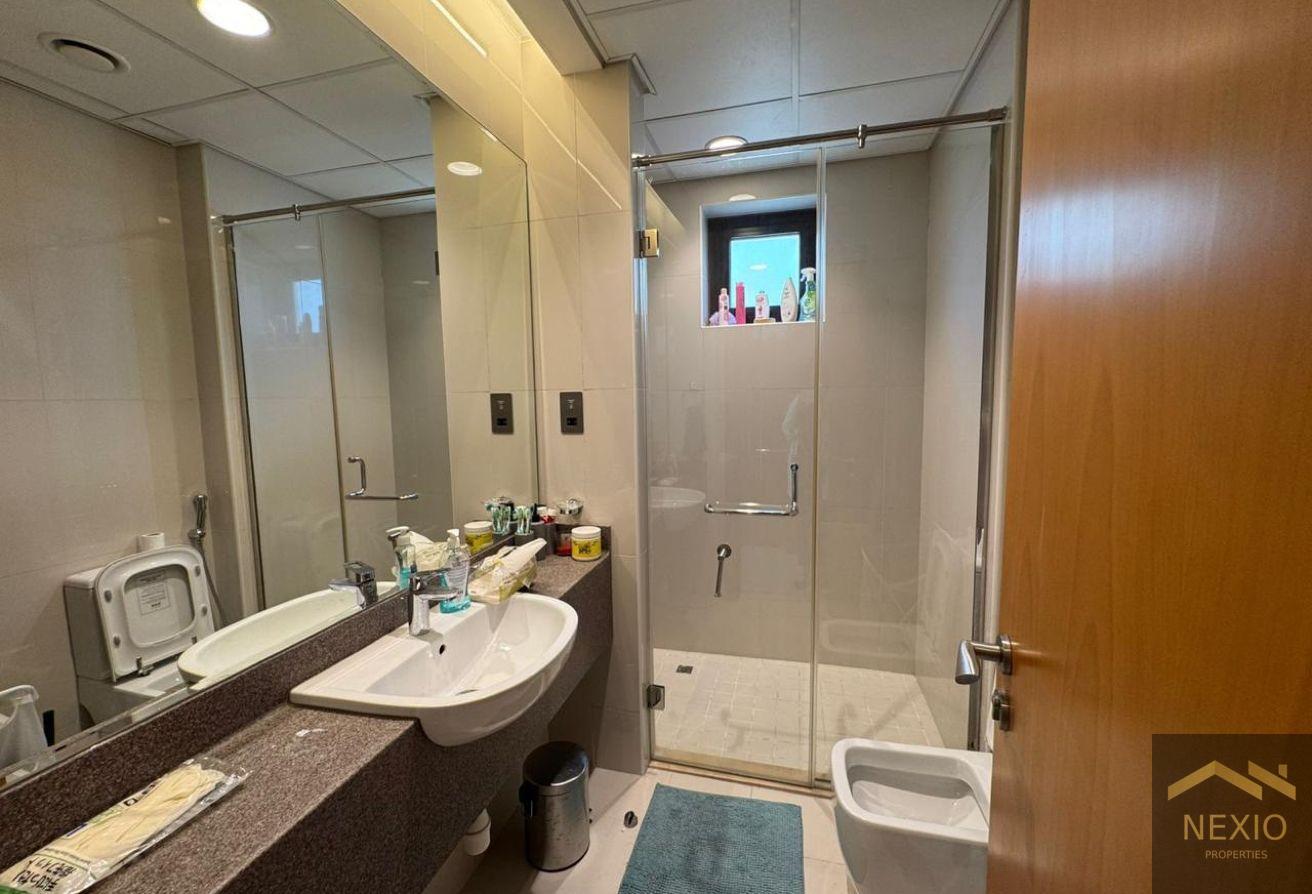 Fully Furnished | Prime location | Vacant photo 15