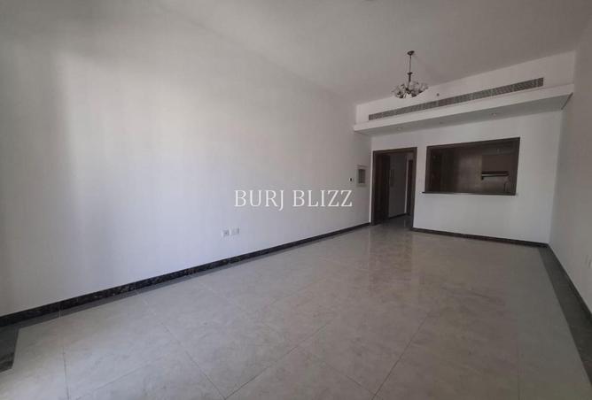 2OlYXTzRdmi - Property Image 2