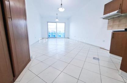 Apartment - Studio - 1 for rent in Lago Vista A - Lago Vista - Dubai Production City (IMPZ) - Dubai Apartment - Studio - 1 for rent in Lago Vista A - Lago Vista - Dubai Production City (IMPZ) - Dubai