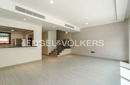 Townhouse - 4 - 5 for sale in Portofino - Damac Lagoons - Dubai Townhouse - 4 - 5 for sale in Portofino - Damac Lagoons - Dubai