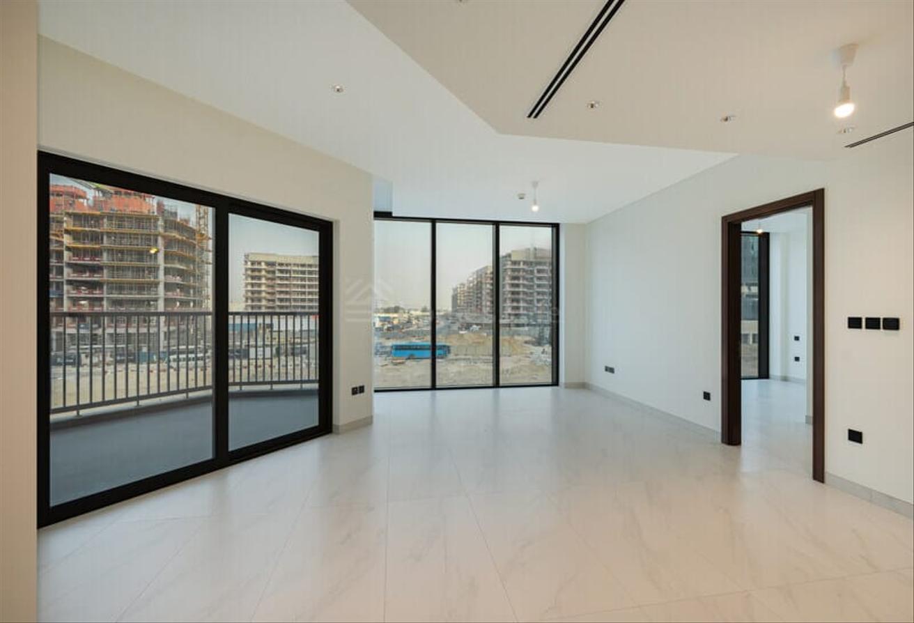 Massive Size | Crystal Lagoon View | Maids Room photo 10
