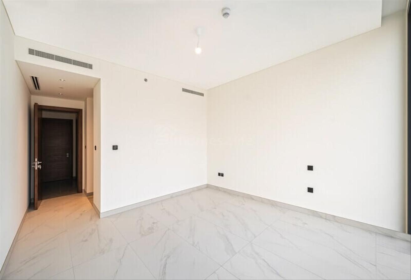 Massive Size | Crystal Lagoon View | Maids Room photo 8