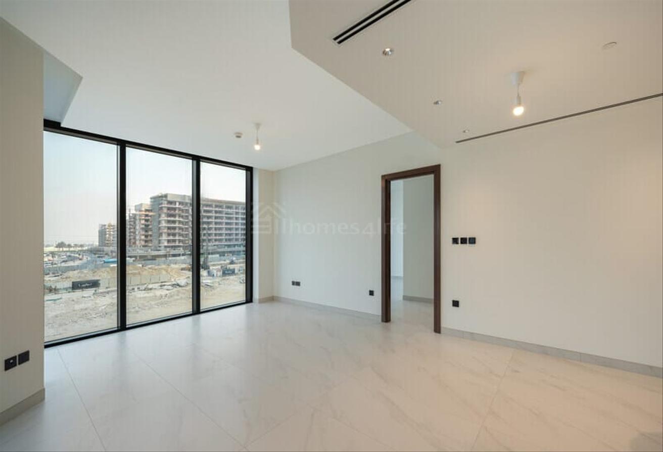 Massive Size | Crystal Lagoon View | Maids Room photo 19