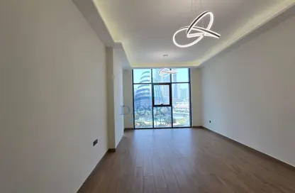 شقة - 3 غرف نوم - 4 حمامات للايجار في ويست فيو جاردن - قرية جميرا الدائرية - دبي