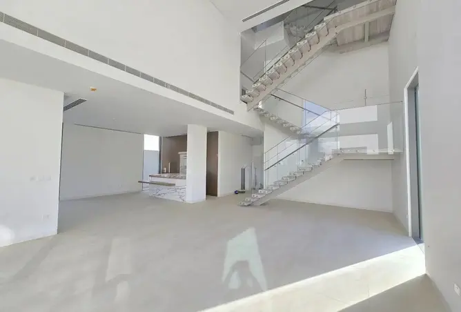 151480331 - Property Image 3