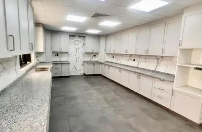 Villa - 5 Bedrooms - 7 Bathrooms for rent in Al Tarfa - Mughaidir - Sharjah