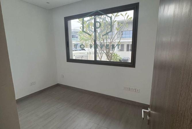 122924244 - Property Image 3