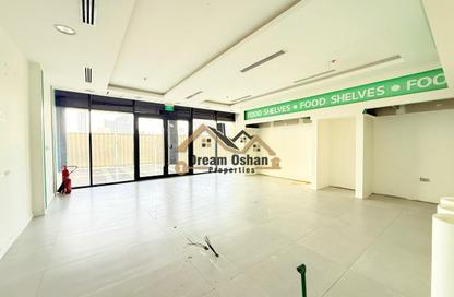 Shop - Studio - 1 for rent in Azizi Riviera 22 - Azizi Riviera - Meydan One - Meydan - Dubai
