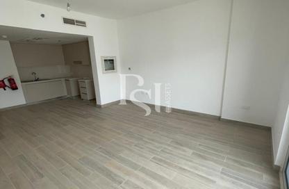 Apartment - 1 - 1 for rent in Waters Edge - Yas Island - Abu Dhabi