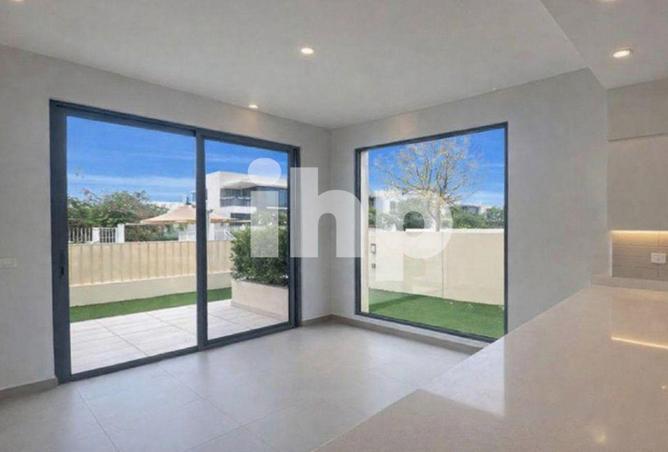 73121840 - Property Image 3