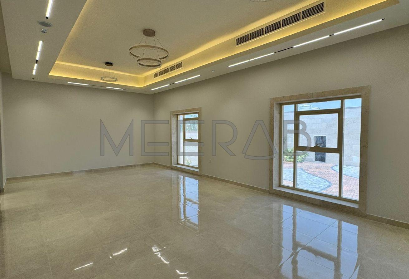 BRAND NEW | PVT POOL | ELEVATOR | SERVICE BLOCK photo 4
