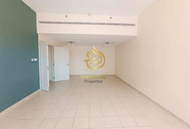 85733211 - Property Image 3