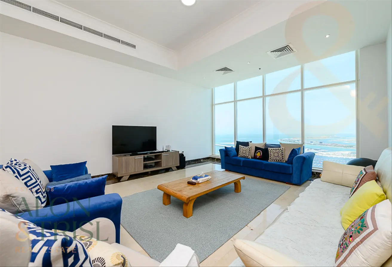 153285602 - Property Main Image