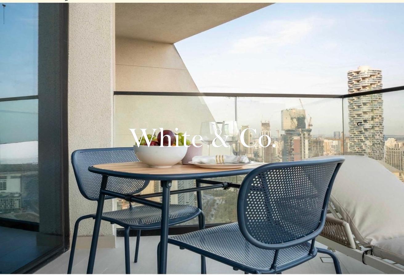 Fully Furnished | Brand New |Stunning View photo 4
