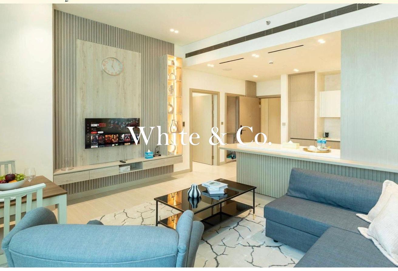 Fully Furnished | Brand New |Stunning View photo 11