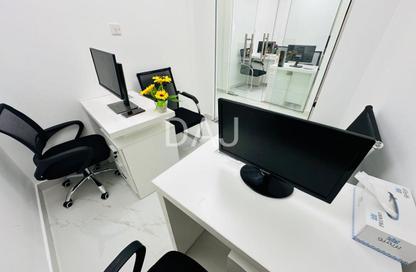 Office Space - Studio - 1 Bathroom for rent in Reem Residency - Al Karama - Dubai