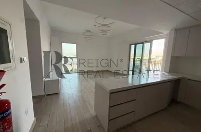 Apartment - 3 Bedrooms - 3 Bathrooms for rent in Waters Edge - Yas Island - Abu Dhabi