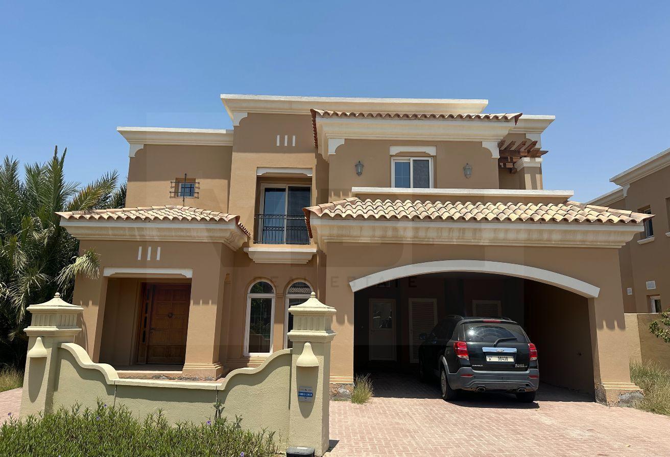 Spacious 4 Bedroom C1 -Corner Unit