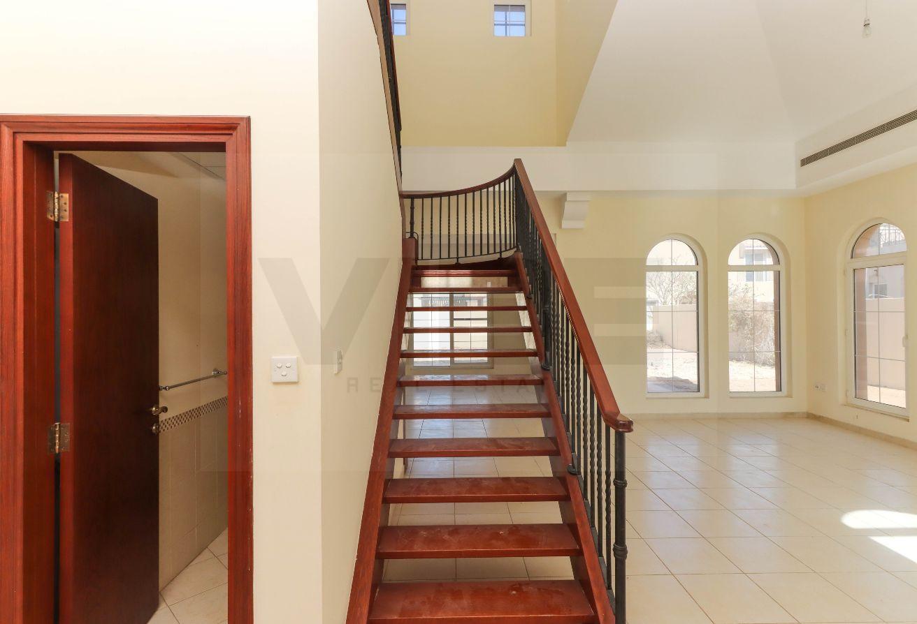 Spacious 4 Bedroom C1 -Corner Unit