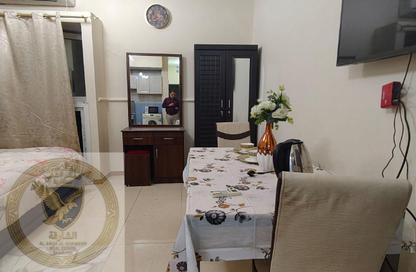 Apartment - Studio - 1 Bathroom for rent in Al Qulaya'ah - Al Sharq - Sharjah