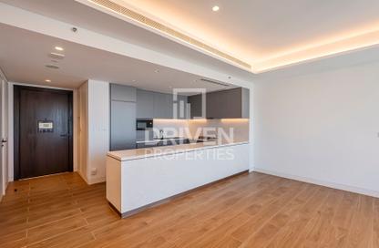 Apartment - 1 Bedroom - 2 Bathrooms for sale in Uptown Tower - Uptown Dubai - Jumeirah Lake Towers - Dubai