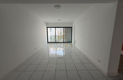 Apartment - 2 - 3 for rent in AAAF 2 Building - Al Mankhool - Bur Dubai - Dubai