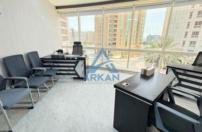Office Space - Studio - 2 Bathrooms for rent in Al Salemiyah Tower - Riggat Al Buteen - Deira - Dubai Office Space - Studio - 2 Bathrooms for rent in Al Salemiyah Tower - Riggat Al Buteen - Deira - Dubai