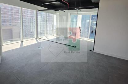 Business Centre - Studio - 2 Bathrooms for rent in The Bay View - Business Bay - Dubai